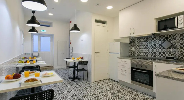 Одноместный полулюкс Suites Amália Guesthouse near Rossio Square