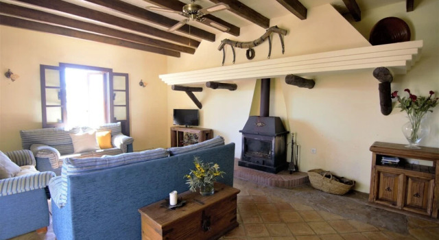 Casa Los Olivos, Забронировать Отель Отели Антекера с бассейном, рядом с Музей при монастыре босых кармелиток, Бассейн