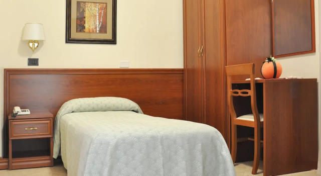 Одноместный номер Classic Hotel Dei Pini