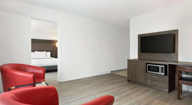 Двухместный люкс Travelodge by Wyndham Rigaud