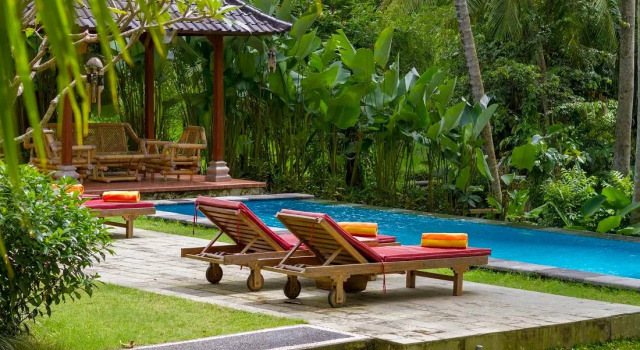 Buah Naga Sari Guest House, Забронировать Гостевой дом Отели провинции Бали с завтраком, Завтраки