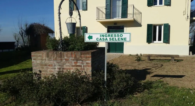 Casa Selene Rocchi, Забронировать Отель Отели провинции Болоньи 3 звезды, 3*