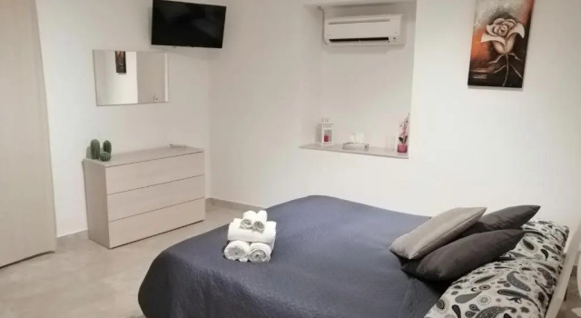 Полулюкс Deluxe Alessi Suites & Studio