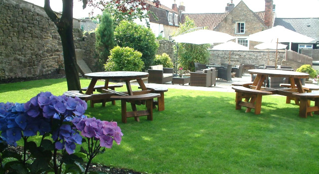 The George at Nunney, Забронировать Гостевой дом Отели Англии с завтраком, Завтраки