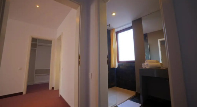 Apart Hotel Vlad Tepes, Rezervovat Apartmánový hotel Hotely v Prahova Valley s parkováním, Parkování