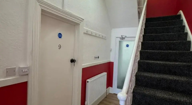 Amber Lodge Guest House, Забронировать Гостевой дом Отели Грейт-Ярмут с парковкой, рядом с Palace Casino, Парковка