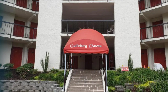 Gatlinburg Chateau Condo 301, Забронировать Отель Отели Гатлинберг с бассейном, Бассейн