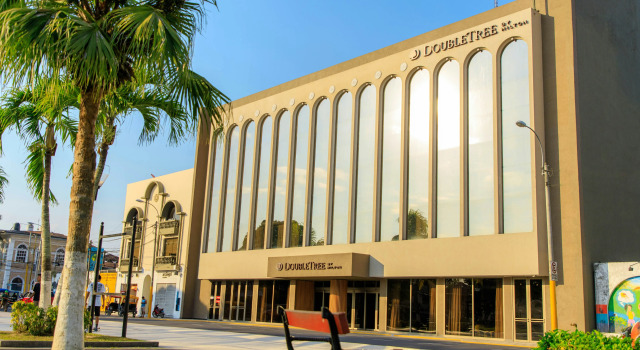Doubletree By Hilton Iquitos, Забронировать Отель Отели в центре Икитос, в центре, 5*