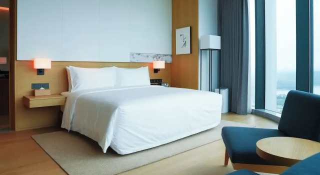 Люкс Executive Hotel Nikko Chengdu Yixin Lake