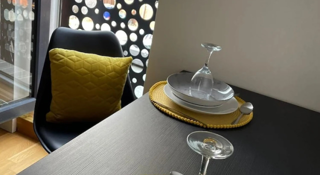 Апартаменты Deluxe Hull Spacious Guest House-3