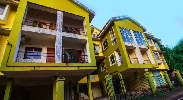 OYO 18640 Home Green View 2BHK Porvorim, Забронировать Отель Альто-де-Порворим Северный Гоа