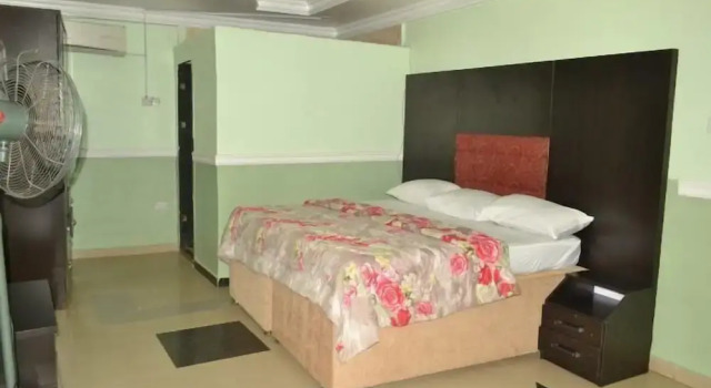 Prosperous Royal Hotel and Resort, Book Ferieresort Ado-Ekiti Ondo