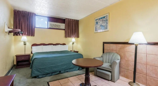 Двухместный номер Days Inn by Wyndham Pittsburgh