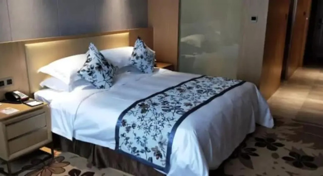 Номер Executive Zijing International Hotel