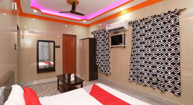 OYO 14868 Hotel Priyadarshini, Prenota Hotel Digha West Bengal