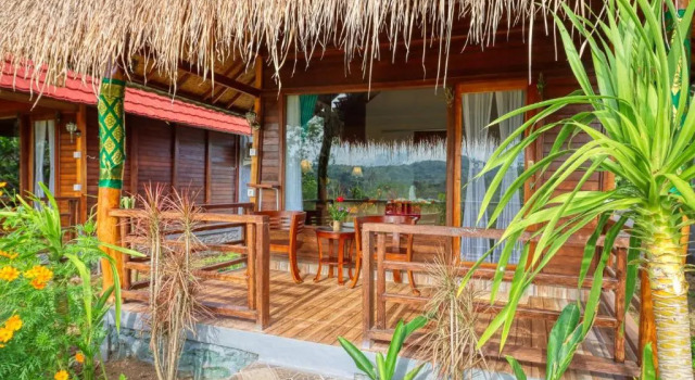 Camera Deluxe Ayu Hill Bungalows