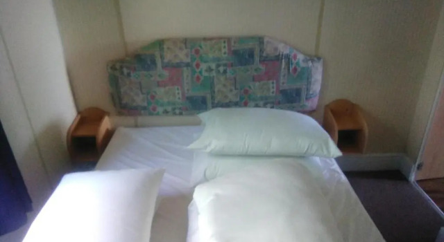 River Views Dog Friendly Caravan 3 Bedrooms, Забронировать Отель Отели Исторического графства Суссекса с парковкой, Парковка