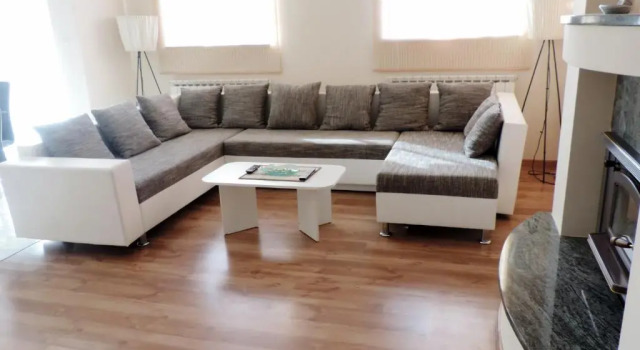 Apartment Stipe, Забронировать Апартаменты/квартира Бибинье Задарская жупания, рядом с Пляж Бибиньски Мликарич