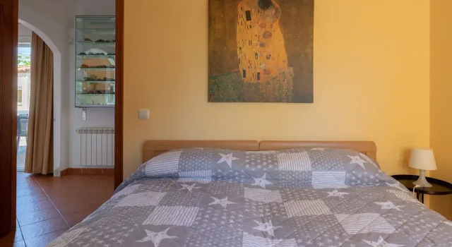 Delux Villa in Vilacolum With Swimming Pool, Забронировать Вилла Отели Alt Empordà с парковкой, Парковка