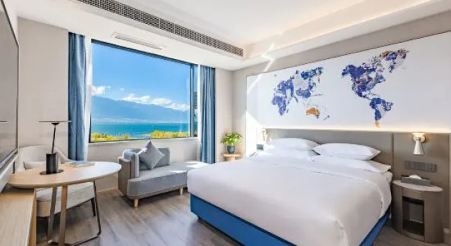 Люкс Premier Kyriad Hotel (Dali Erhai)
