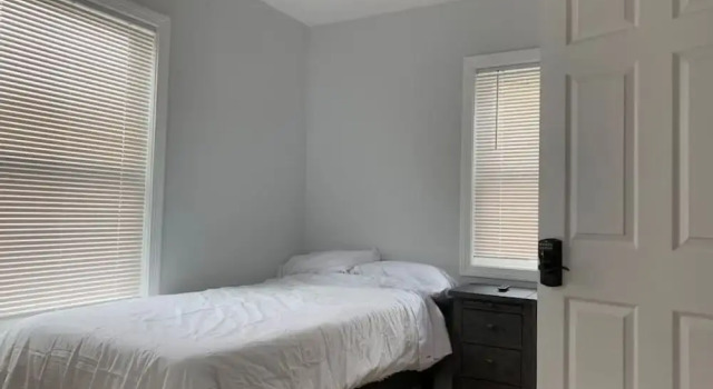 Twin XL Bed - Boston - RM 1, Забронировать Дом для отпуска Стонхем Массачусетс