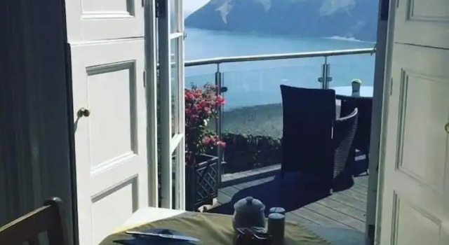 Четырёхместный номер Superior с видом на море The North Cliff Hotel