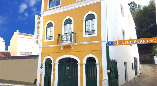 Guesthouse of Alcobaça, Rezervovat Hotel Hotely v Oeste s parkováním, Parkování