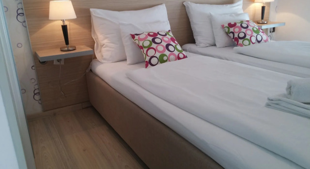 SmartStay Johnny, Book Hotel Podstrana Split Region