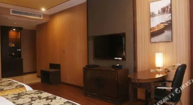 Set Chain Hotel (Huangshi Xialu), Rezerwuj Hotel Hotele w Huangshi z parkingiem, Parking