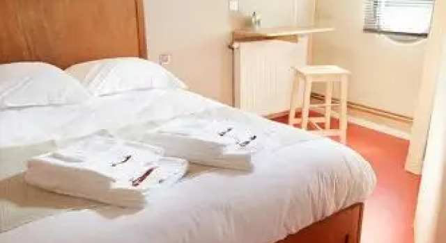 Péniche Daphné, Varaa Hotelli Hotellit Val d'Oise pysäköinnillä, Pysäköinti