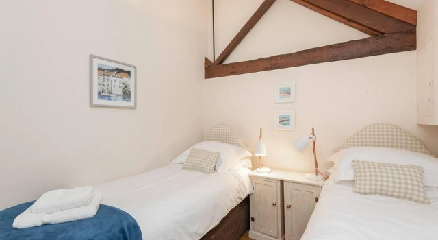 Calf Pen - Tranquil 2-bedroom Holiday Cottage, Varaa Lomakoti Mökit kohteessa Merseyside, Mökki