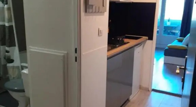 Studio Balcon Proche Hypercentre de Narbonne, Забронировать Апартаменты/квартира Нарбон Од, рядом с Музей рельефов в Нарбоне