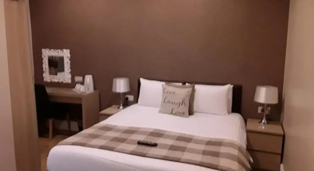 Kingdom Lodgings, Забронировать Отель Отели Ланкашир 3 звезды, 3*