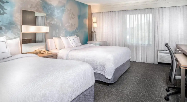 Двухместный люкс Courtyard by Marriott Jacksonville