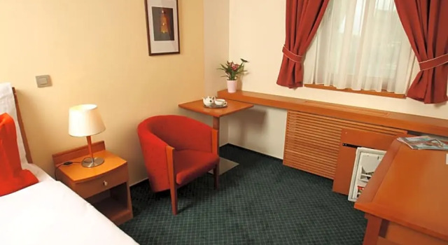 Hotel Slovan Comfort, Rezervovat Hotel Hotely v Olomouc Region se snídaní, Snídaně