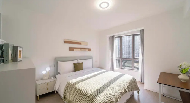 Tyms Xujiahui 2BR Apt Near Metro, Varaa Bed and Breakfast Xuhui 