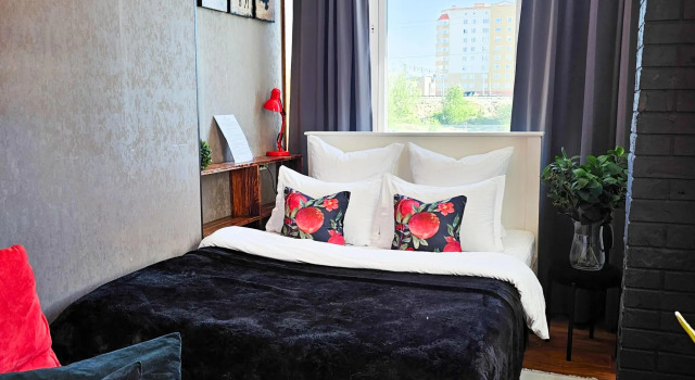 Myriads in Stroiteley microdistrict, Book Lejlighed Lejligheder i Ural, Lejlighed