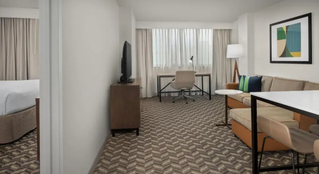 Четырёхместный люкс Residence Inn Washington, DC Foggy Bottom