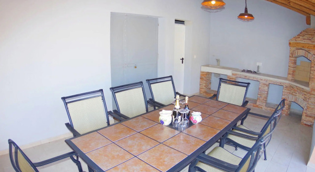 Вилла Peaceful Villa in Rakalj with Swimming Pool