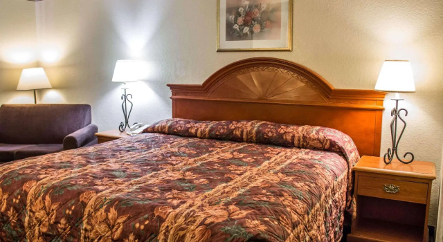 Двухместный номер Standard Econo Lodge Akron Copley Northwest