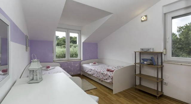 Вилла с 5 комнатами Villa Sunshine