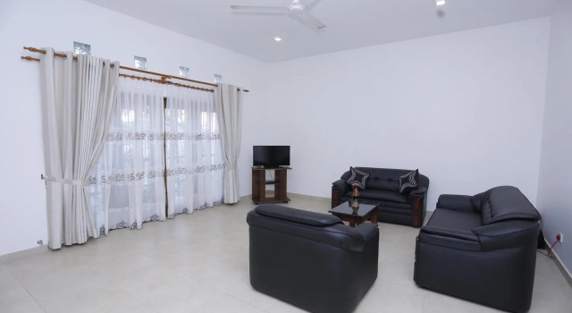Hotel Indaura, Забронировать Отель Отели Западной провинции 3 звезды, 3*