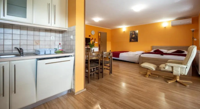 Студия Apartment Anja