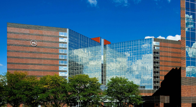 Sheraton Indianapolis Hotel at Keystone Crossing, Забронировать Отель Индианаполис Индиана