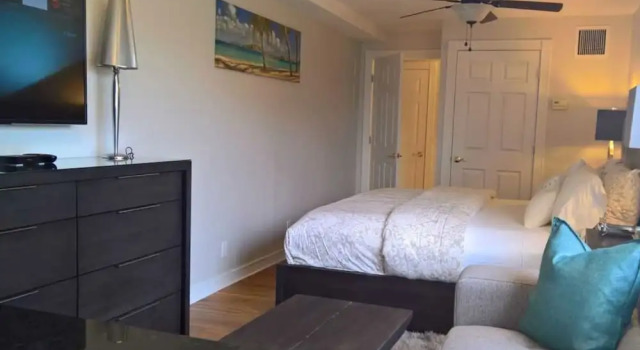 Casa Grandview Vacation Rentals, Rezerwuj Hotel Hotele w Palm Beach County z basenem, Basen