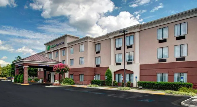 Кровать в общем номере Holiday Inn Express Ashland by IHG
