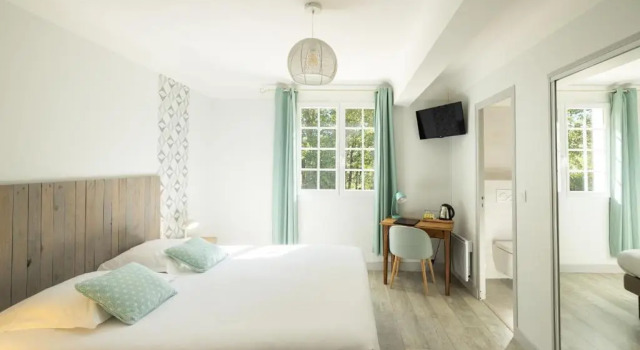 Двухместный номер Standard LOGIS Hôtel St Sylvestre