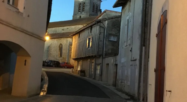 La Vieille Maison Rose, Prenota Hotel Nanteuil-en-Vallee 