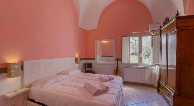 Трёхместный номер Standard с видом на сад La Naca Della Taranta B&B