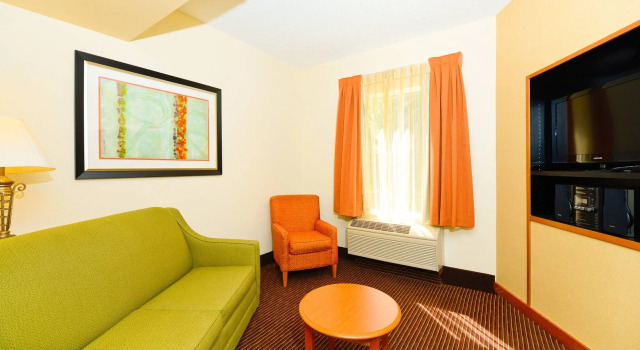 Двухместный люкс Fairfield by Marriott Inn & Suites Boone